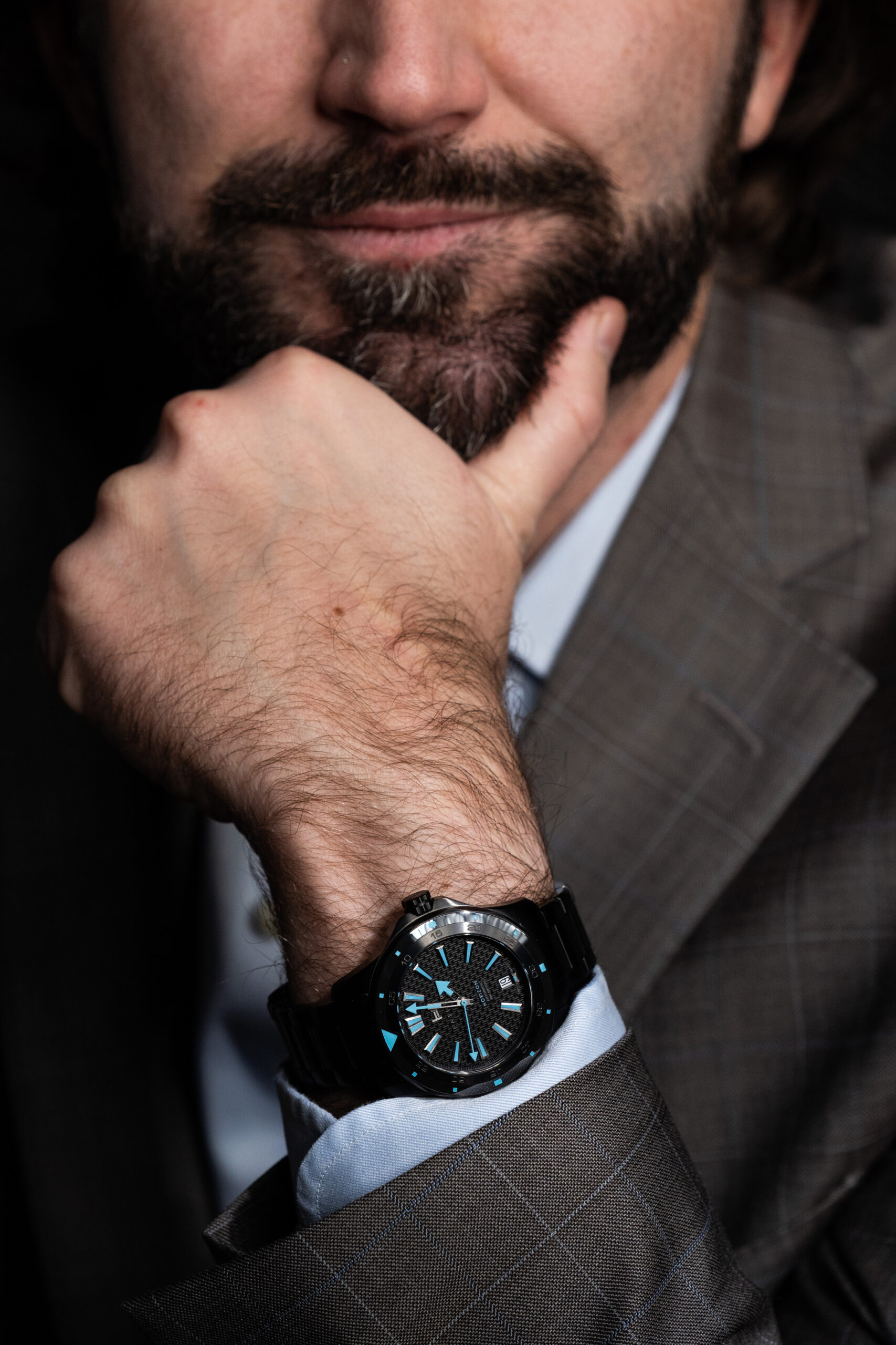 Diver Horizon - Professional Elegance