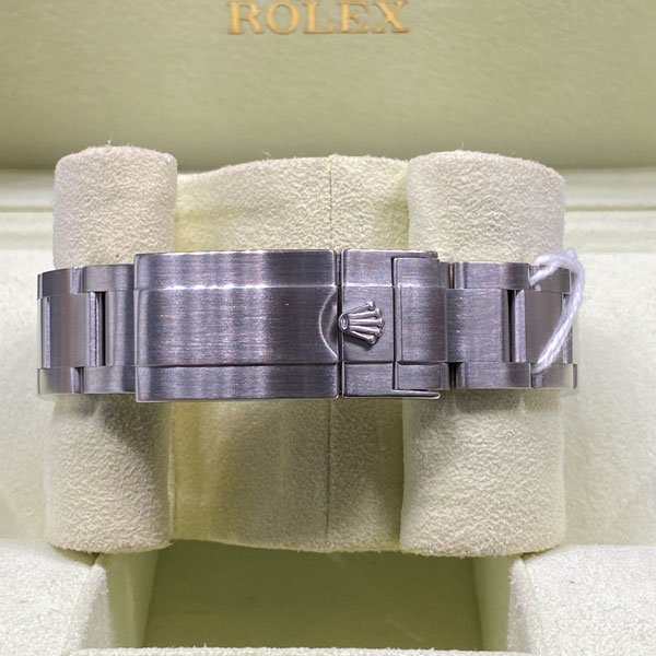 Rolex Explorer - Ref:214270 - 2010 - 39mm