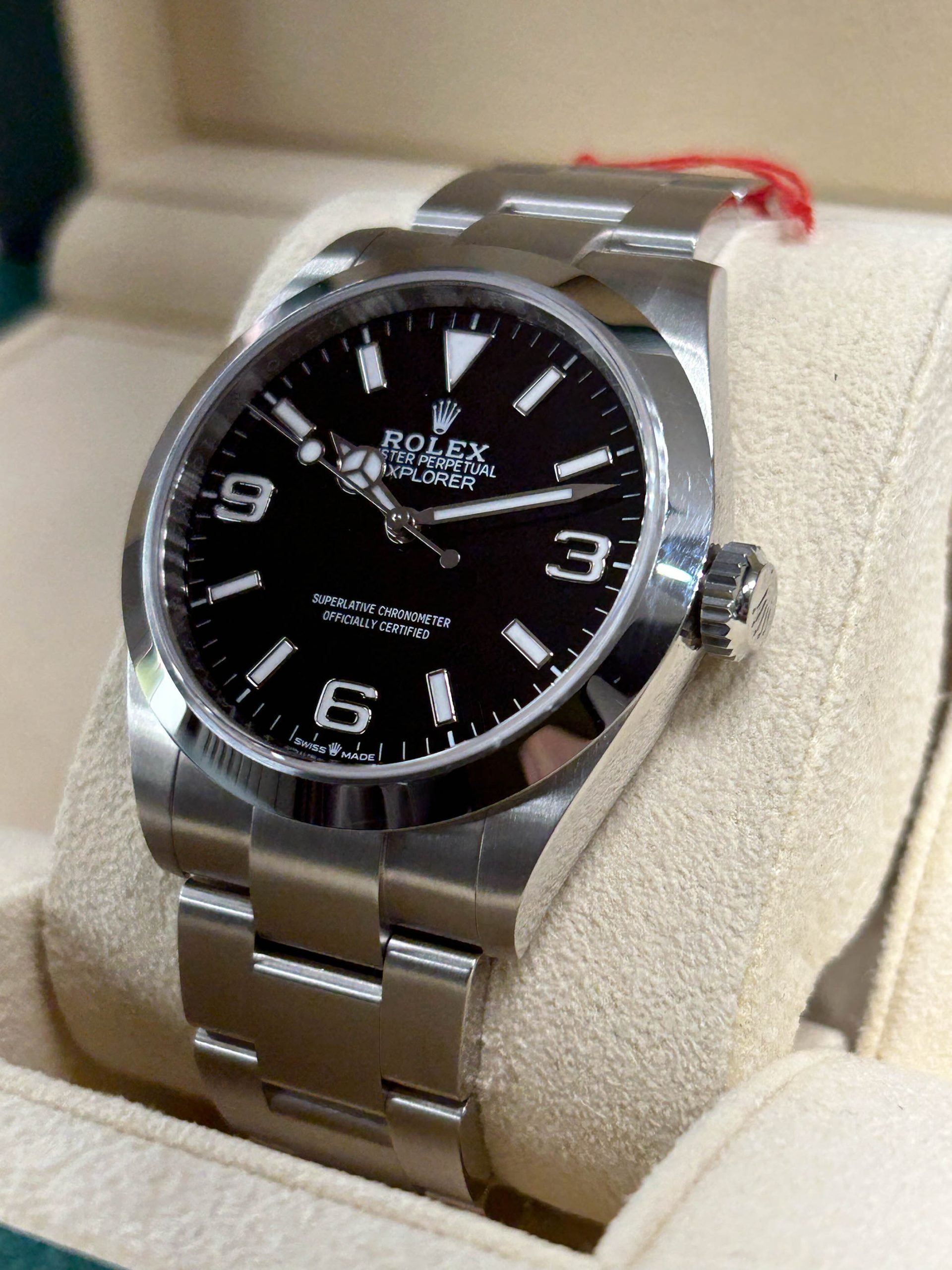 Rolex Explorer 40mm - Ref 22470 - New 2023