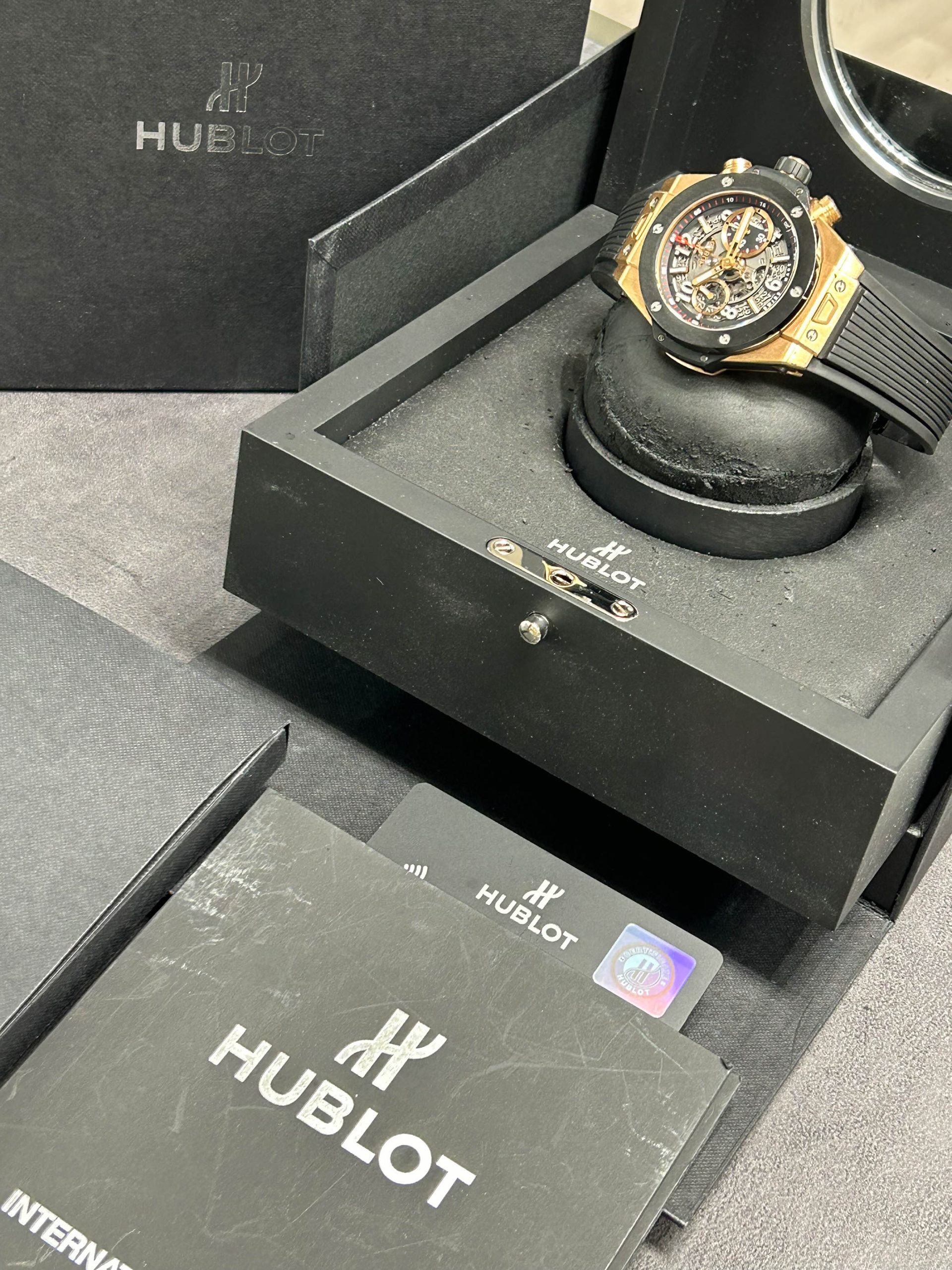 Hublot Big Bang Unico King Gold - 18Kt Rose Gold - Ref 411.OM.1180.RX - Year 2017