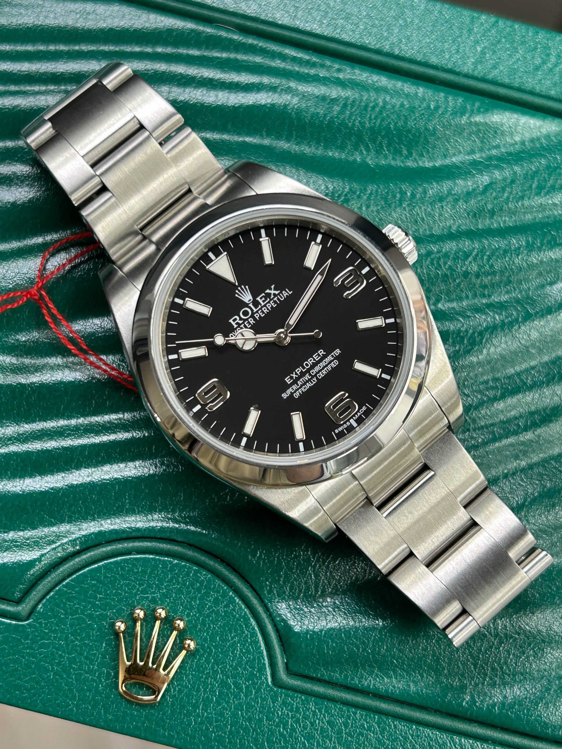 Rolex Explorer 39mm - Ref 214270 - Year 2014