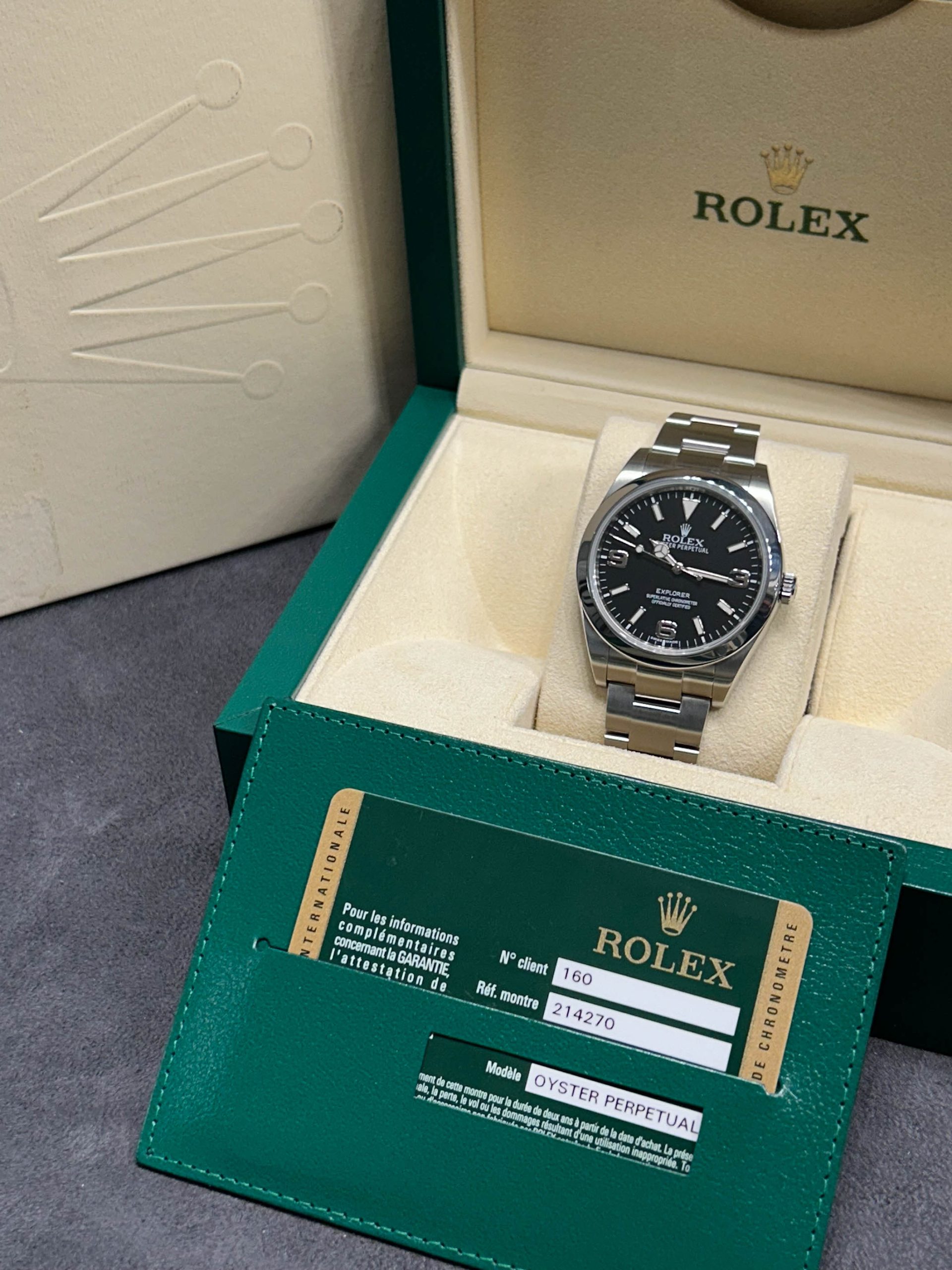 Rolex Explorer 39mm - Ref 214270 - Year 2014