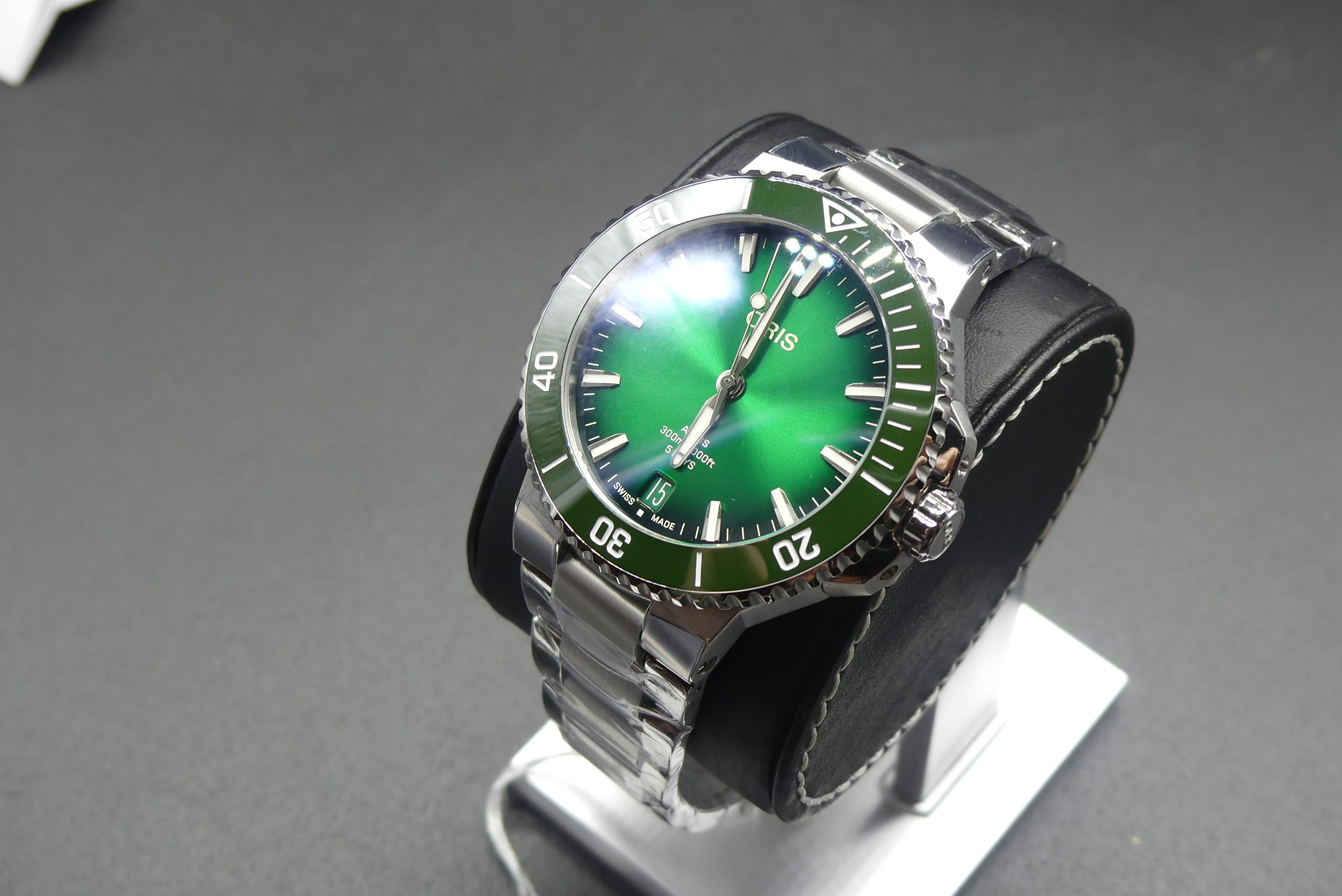 Oris Aquis Date Cal. 400