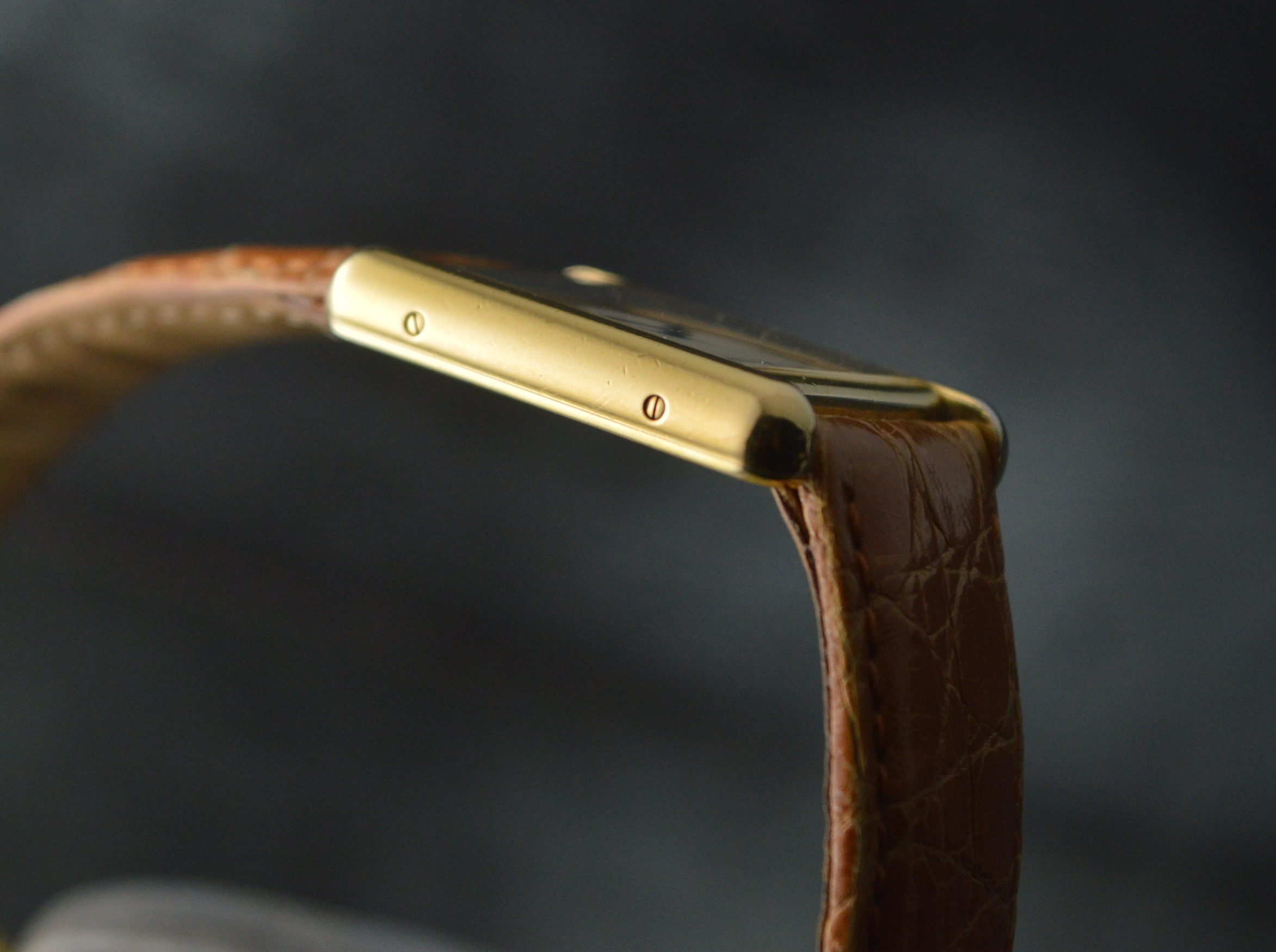 CARTIER MUST VERMEIL TANK XL VINTAGE REF.2413 QUARTZ LEATHER 26 X 34MM 1990'S
