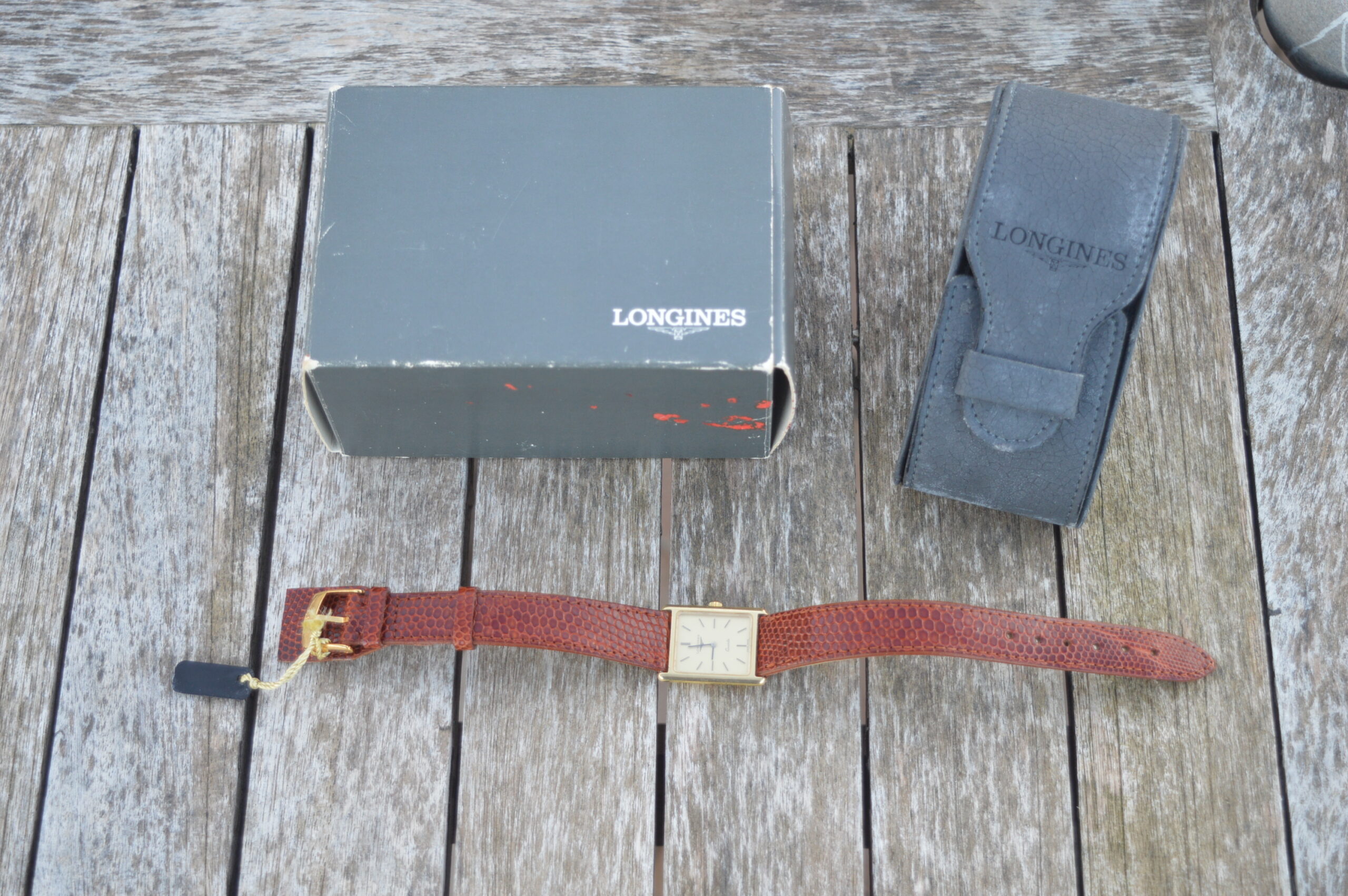 LONGINES UNISEX TANK STYLE VINTAGE DRESS WATCH 18K SOLID YELLOW GOLD 26X28MM