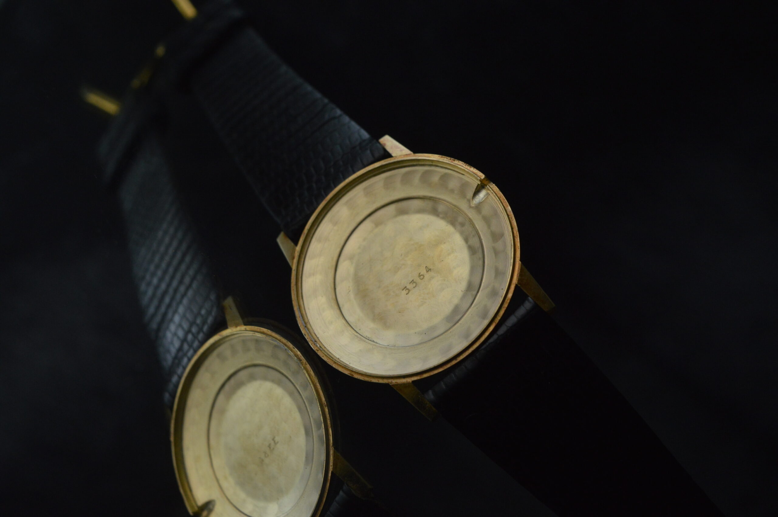 FISCHER EXTRA MEN'S VERY FLAT VINTAGE 18K SOLID GOLD DRESS WATCH 32 X 36MM