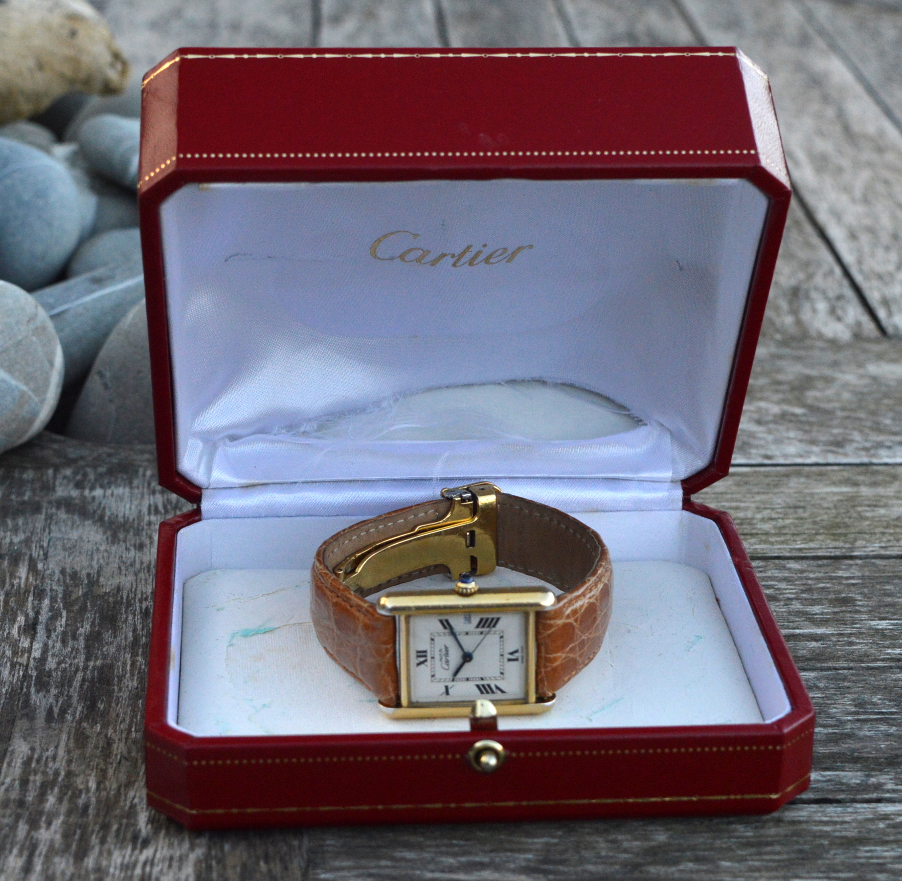 CARTIER MUST VERMEIL TANK XL VINTAGE REF.2413 QUARTZ LEATHER 26 X 34MM 1990'S